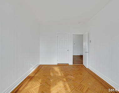 347 Greenwich Avenue - Photo Thumbnail 11