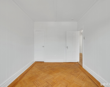 347 Greenwich Avenue - Photo Thumbnail 9