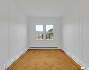 347 Greenwich Avenue - Photo Thumbnail 3
