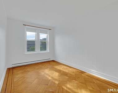 347 Greenwich Avenue - Photo Thumbnail 8