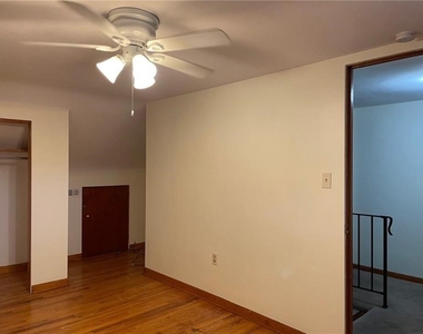 700 3rd St - Photo Thumbnail 22