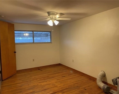 700 3rd St - Photo Thumbnail 21