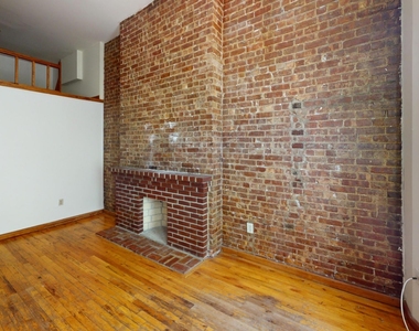 255 West 93rd Street - Photo Thumbnail 1