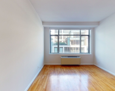 120 W. 21st - Photo Thumbnail 2