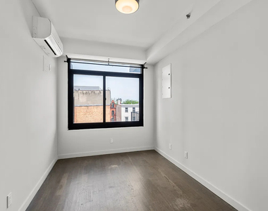 580 Bushwick Avenue - Photo Thumbnail 4