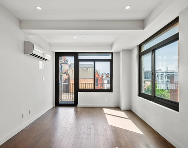 580 Bushwick Avenue - Photo Thumbnail 10