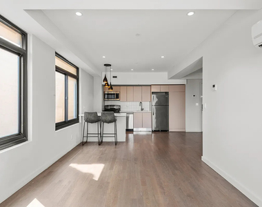 580 Bushwick Avenue - Photo Thumbnail 11
