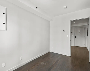 580 Bushwick Avenue - Photo Thumbnail 5