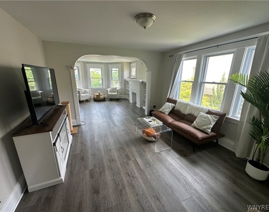 55 Rand Avenue - Photo Thumbnail 3