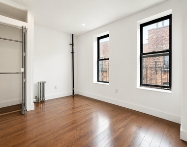 4 Saint Nicholas Terrace - Photo Thumbnail 10