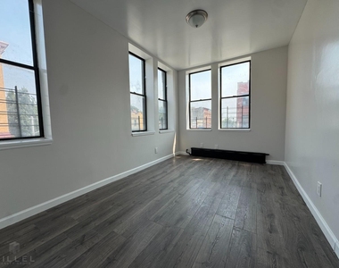 Rockaway Avenue - Photo Thumbnail 4