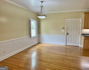 1594 Hardin Avenue - Photo Thumbnail 8