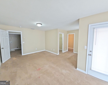 1098 Mcconaughy Court - Photo Thumbnail 8