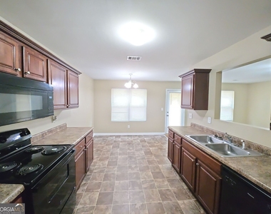 1098 Mcconaughy Court - Photo Thumbnail 5