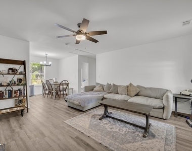 140 Rustwood Drive - Photo Thumbnail 3
