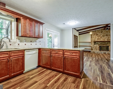 11 Logwood Lane - Photo Thumbnail 9