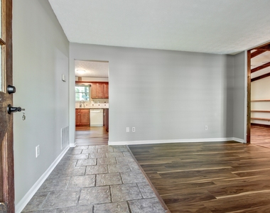 11 Logwood Lane - Photo Thumbnail 1