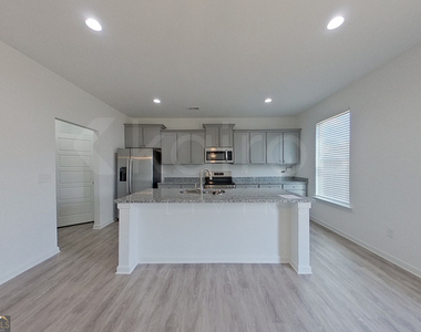 100 English Oak Lane - Photo Thumbnail 6
