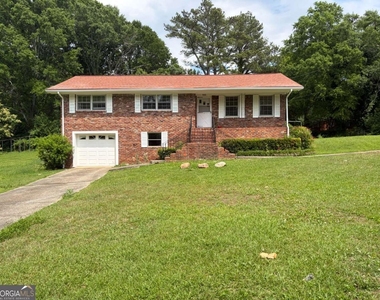 322 West Avenue - Photo Thumbnail 1