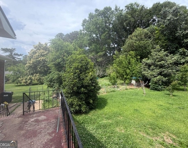 322 West Avenue - Photo Thumbnail 4