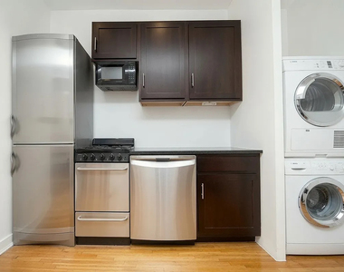 244 East 78th Street - Photo Thumbnail 1