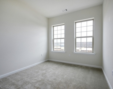 4 Braeburn Ct - Photo Thumbnail 17