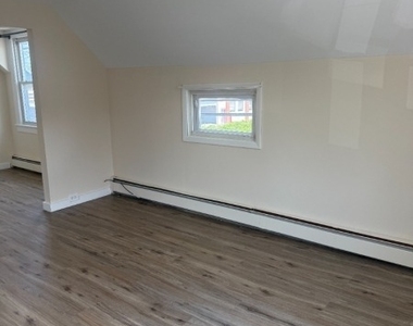 101 Birch St - Photo Thumbnail 14