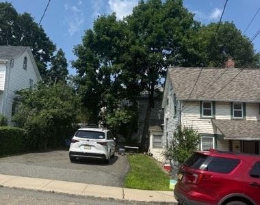 101 Birch St - Photo Thumbnail 24