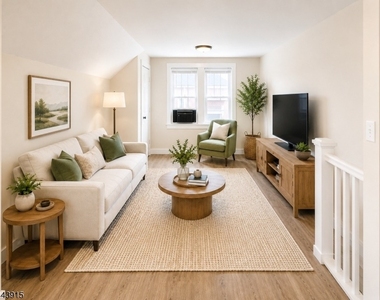 101 Birch St - Photo Thumbnail 10