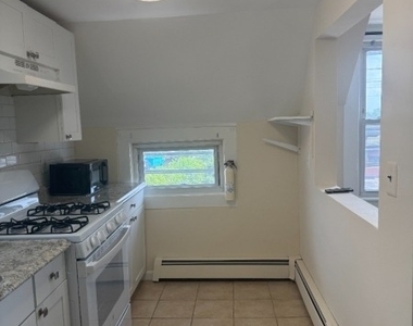 101 Birch St - Photo Thumbnail 1