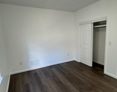 35 Central Ave - Photo Thumbnail 11