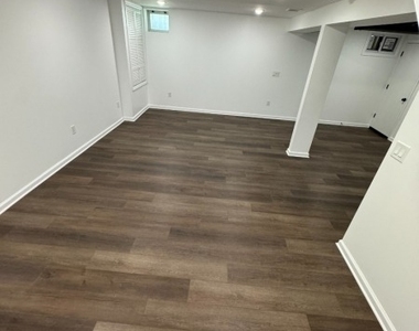 35 Central Ave - Photo Thumbnail 14