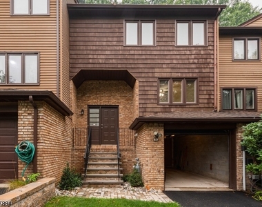 89 Continental Rd - Photo Thumbnail 36