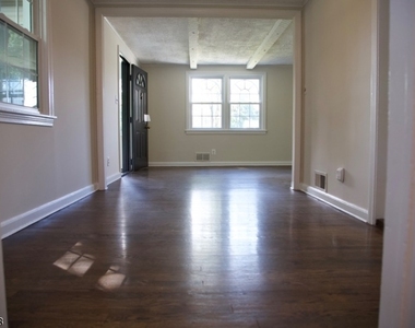 41 Beechwood Rd - Photo Thumbnail 11