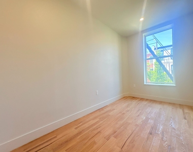 415 Himrod Street - Photo Thumbnail 2