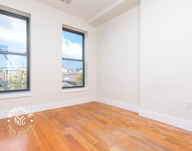751 Dekalb Avenue - Photo Thumbnail 5
