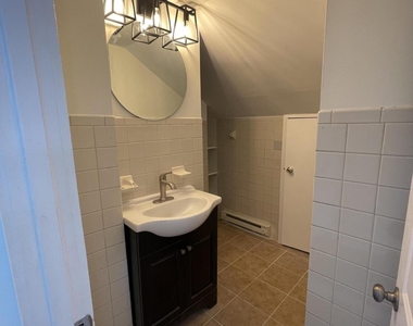 37 E Gloucester Pike - Photo Thumbnail 6