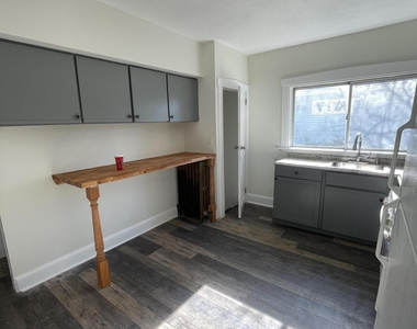 37 E Gloucester Pike - Photo Thumbnail 3