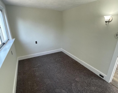 37 E Gloucester Pike - Photo Thumbnail 11
