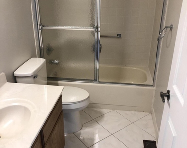 126 Concordia Circle - Photo Thumbnail 6