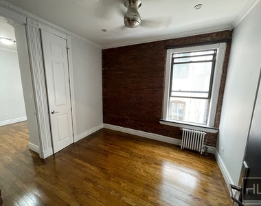 East 13th Street - Photo Thumbnail 3