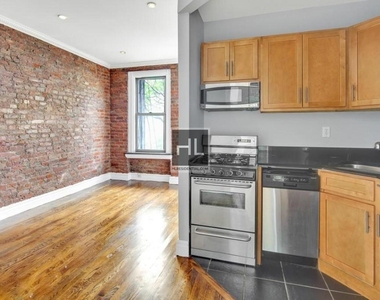 East 13th Street - Photo Thumbnail 2