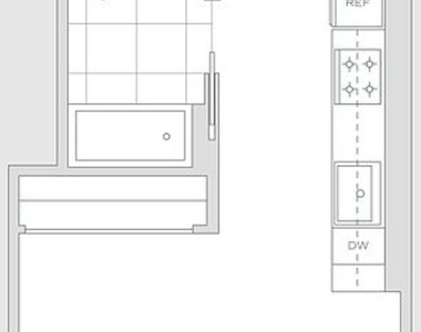 East 44th Street - Photo Thumbnail 10