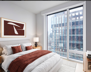 10th Avenue - Photo Thumbnail 3