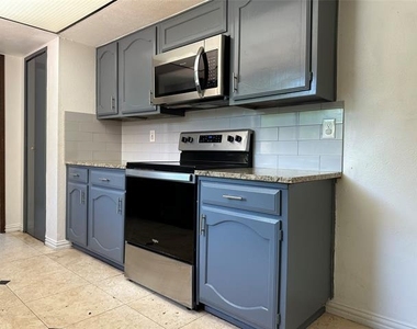 3138 Tres Logos Lane - Photo Thumbnail 9