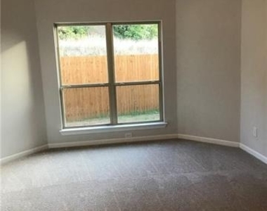 2203 Highland Villa Lane - Photo Thumbnail 11