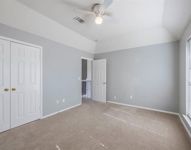 2705 Trophy Drive - Photo Thumbnail 31
