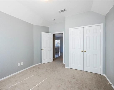 2705 Trophy Drive - Photo Thumbnail 26