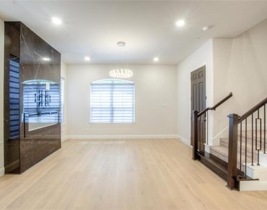 4429 Murphy Lane - Photo Thumbnail 1