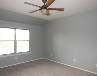 15633 Wheelhorse Trail - Photo Thumbnail 9